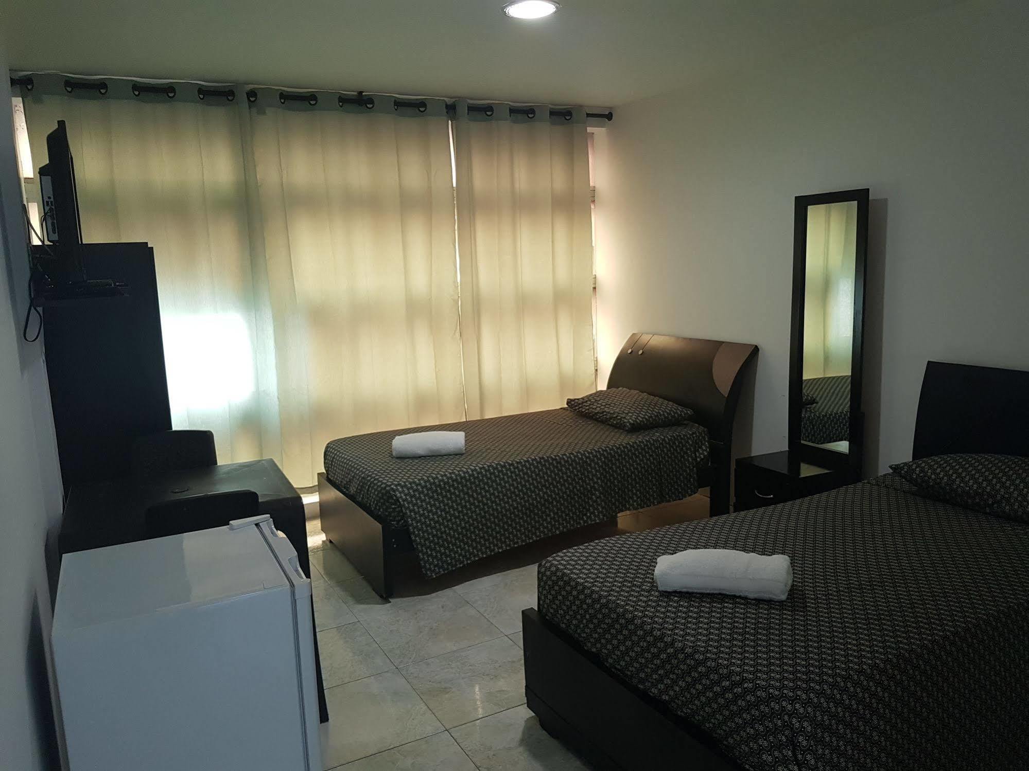 Hostal Central Beach San Andrés Exteriör bild